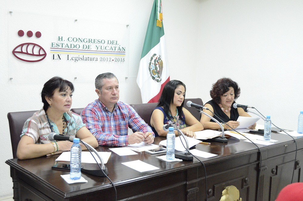Aprobadas en comisión listas definitivas de candidatos a presidir la CODHEY y de consejeros Aprobadas en comisión listas definitivas de candidatos a presidir la CODHEY y de consejeros