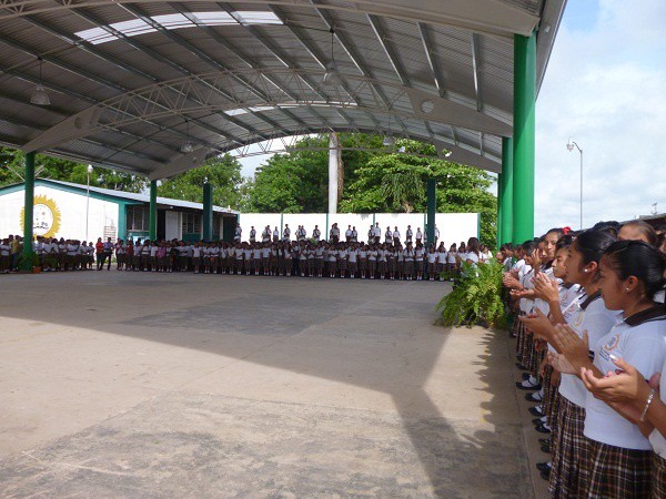 Inauguran techumbre en Secundaria Técnica # 4 de Tizimín Inauguran techumbre en Secundaria Técnica # 4 de Tizimín