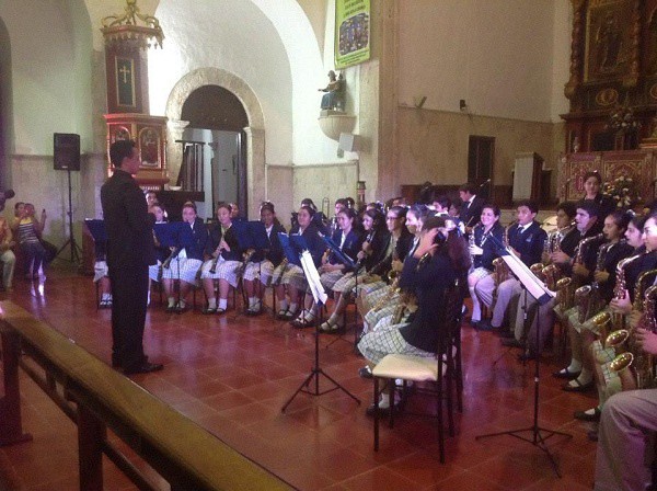 Repertorio musical para becar a universitarios Repertorio musical para becar a universitarios