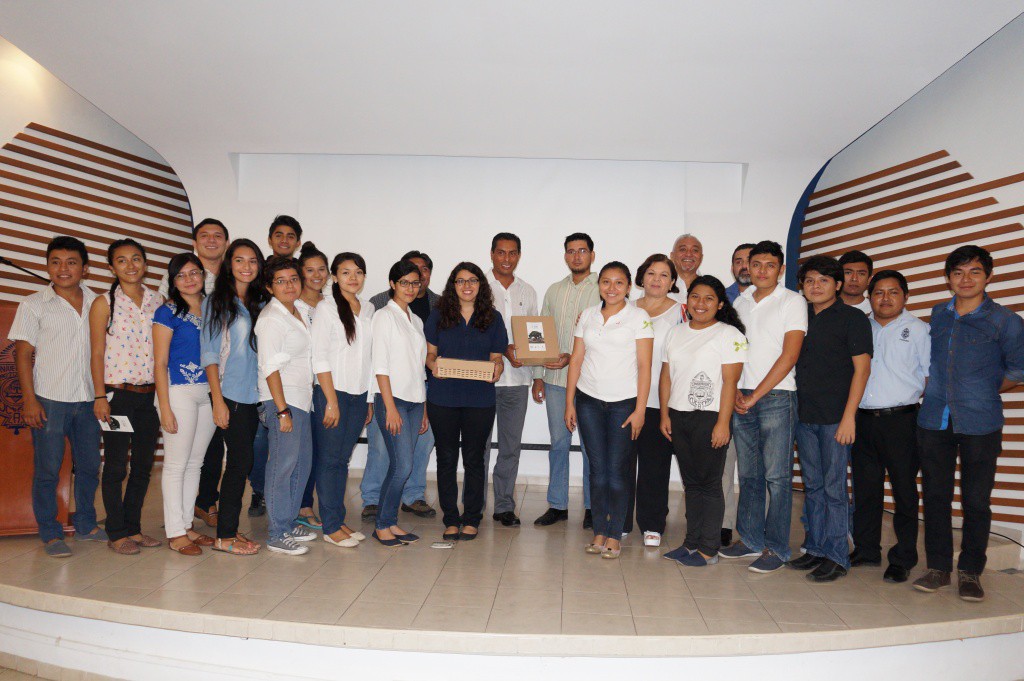 Estudiantes de la UADY ponen en marcha innovador producto turístico Estudiantes de la UADY ponen en marcha innovador producto turístico