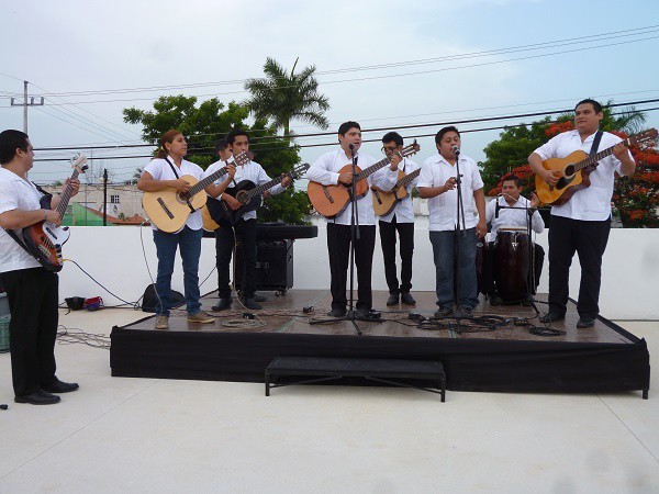 Exponen en Tizimín características de la trova yucateca Exponen en Tizimín características de la trova yucateca