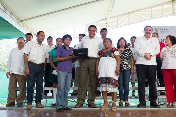 Bienestar Digital ya benefició a 34,876 estudiantes de Yucatán Bienestar Digital ya benefició a 34,876 estudiantes de Yucatán