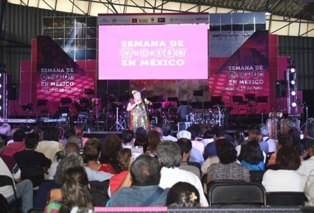 "Candita" en el Palacio de los Deportes "Candita" en el Palacio de los Deportes