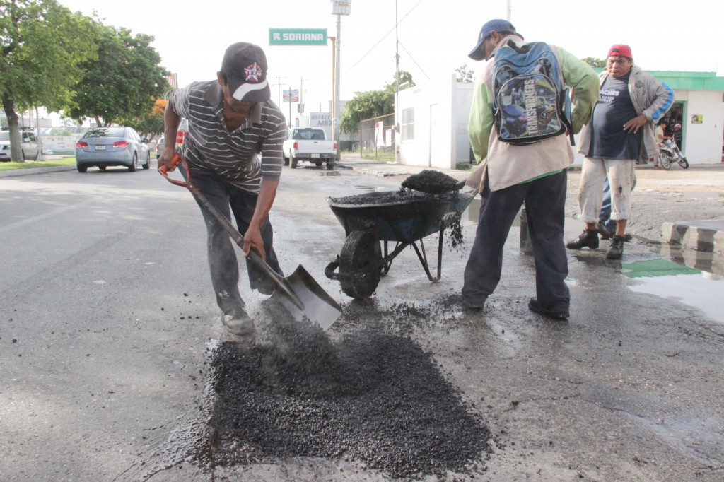 Refuerzan programa de bacheo por lluvias Refuerzan programa de bacheo por lluvias