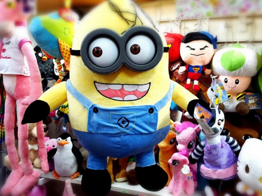 Minion salva a una niña de 5 años Minion salva a una niña de 5 años