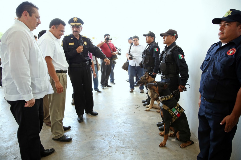 Rolando Zapata inaugura el Centro Integral de Seguridad Pública en Valladolid Rolando Zapata inaugura el Centro Integral de Seguridad Pública en Valladolid