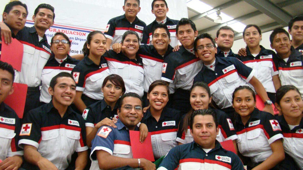 Más de 15 años capacitando a socorristas Más de 15 años capacitando a socorristas