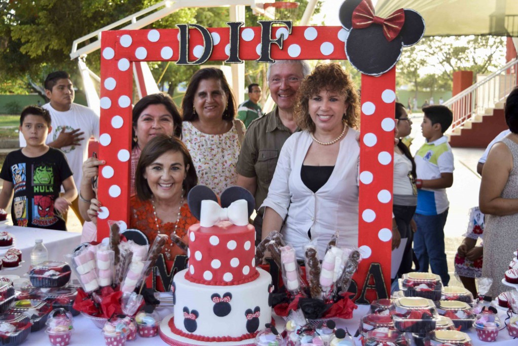 Mujeres concluyen capacitación sobre autoempleo Mujeres concluyen capacitación sobre autoempleo