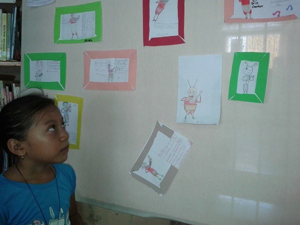 Niños asisten a taller de verano en biblioteca de Valladolid Niños asisten a taller de verano en biblioteca de Valladolid
