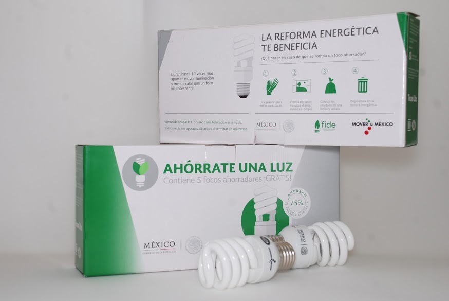 Entregan más de 150 mil focos ahorradores Entregan más de 150 mil focos ahorradores