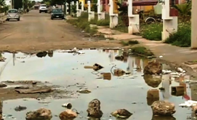 Piden repavimentación en Kanasín Piden repavimentación en Kanasín