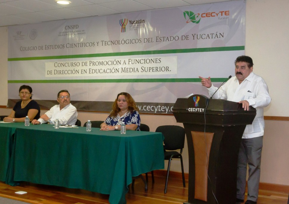Asignan plazas docentes en el Cecytey Asignan plazas docentes en el Cecytey