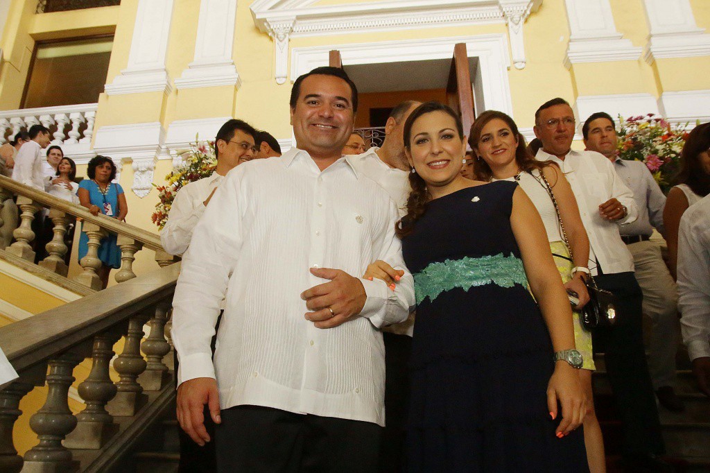 Con lágrimas, Renán dice adiós a Mérida Con lágrimas, Renán dice adiós a Mérida