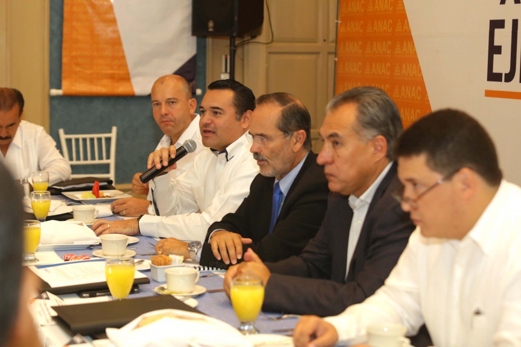 Renán Barrera deja la dirigencia de la ANAC Renán Barrera deja la dirigencia de la ANAC