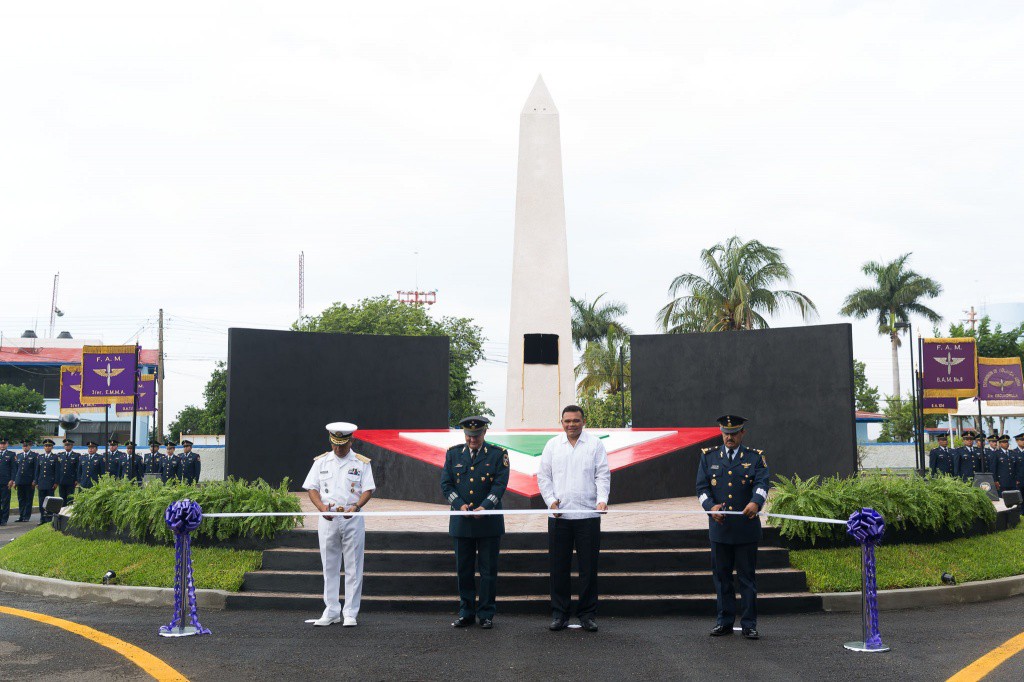 Celebran 100 años de la Fuerza Aérea Celebran 100 años de la Fuerza Aérea
