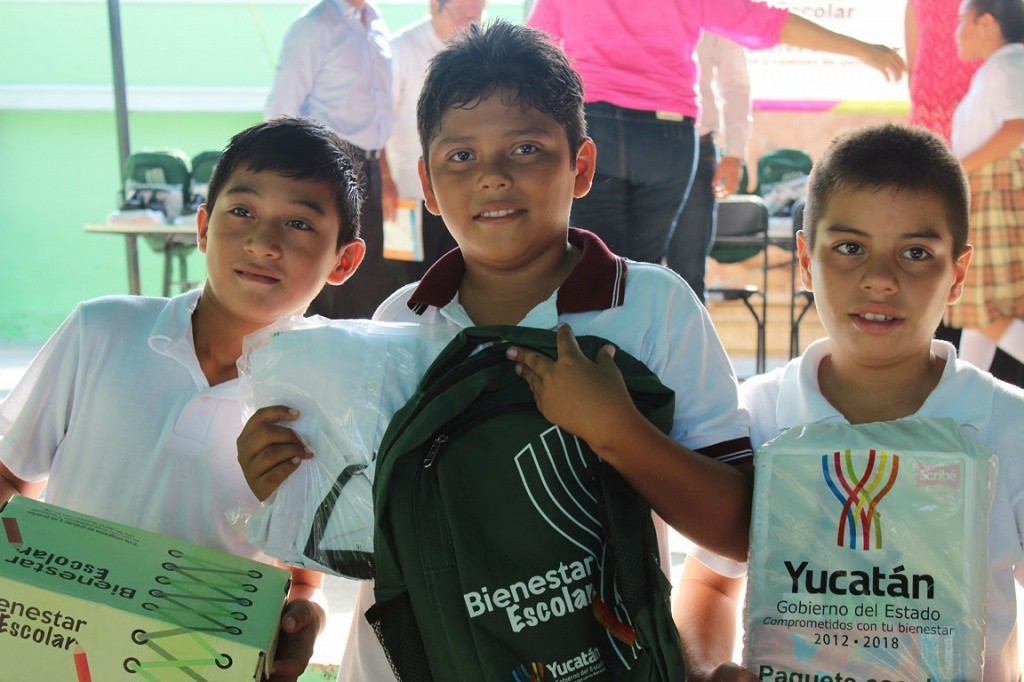 Recomiendan esperar paquetes escolares Recomiendan esperar paquetes escolares