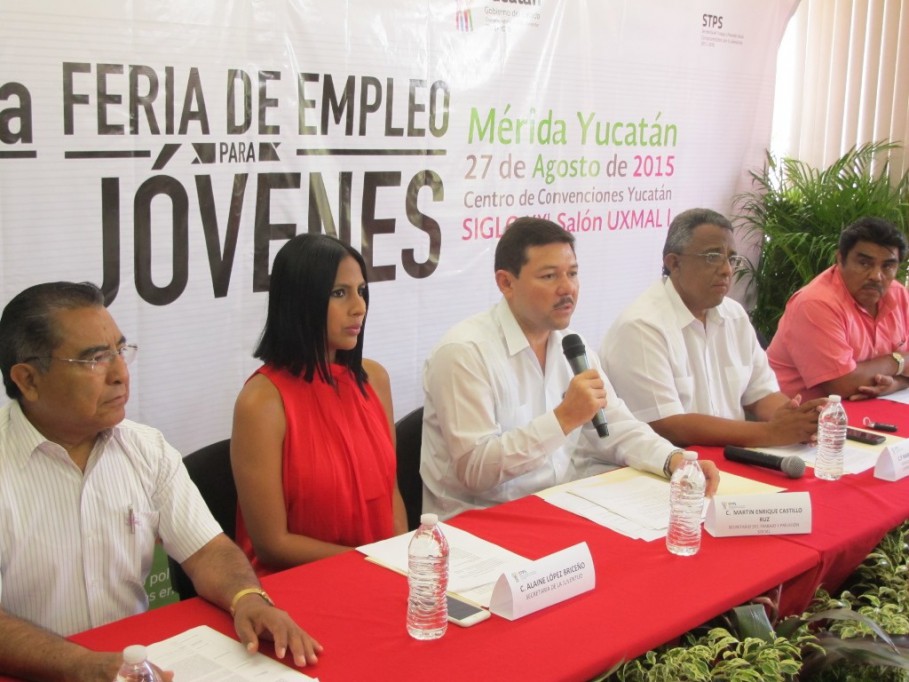 Más de 2 mil vacantes en la Feria del Empleo Joven Más de 2 mil vacantes en la Feria del Empleo Joven
