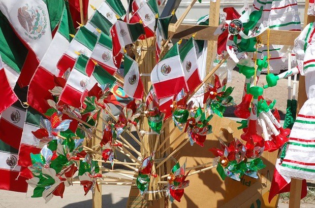 Llegan a Valladolid artículos patrióticos Llegan a Valladolid artículos patrióticos