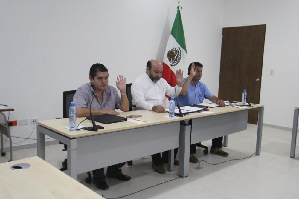 Instalan Comisión de entrega-recepción en el Congreso Instalan Comisión de entrega-recepción en el Congreso