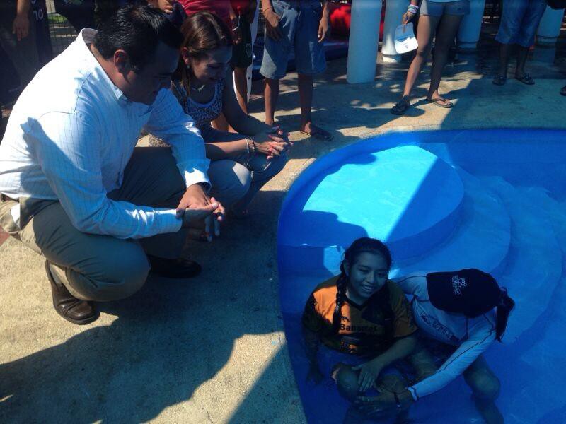 Impartirán clases de natación a niños y mamás de la colonia Emiliano Zapata Sur. Impartirán clases de natación a niños y mamás de la colonia Emiliano Zapata Sur.