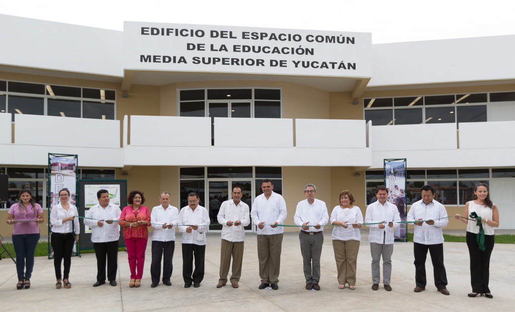 Inauguran edificio para Educación Media Superior Inauguran edificio para Educación Media Superior