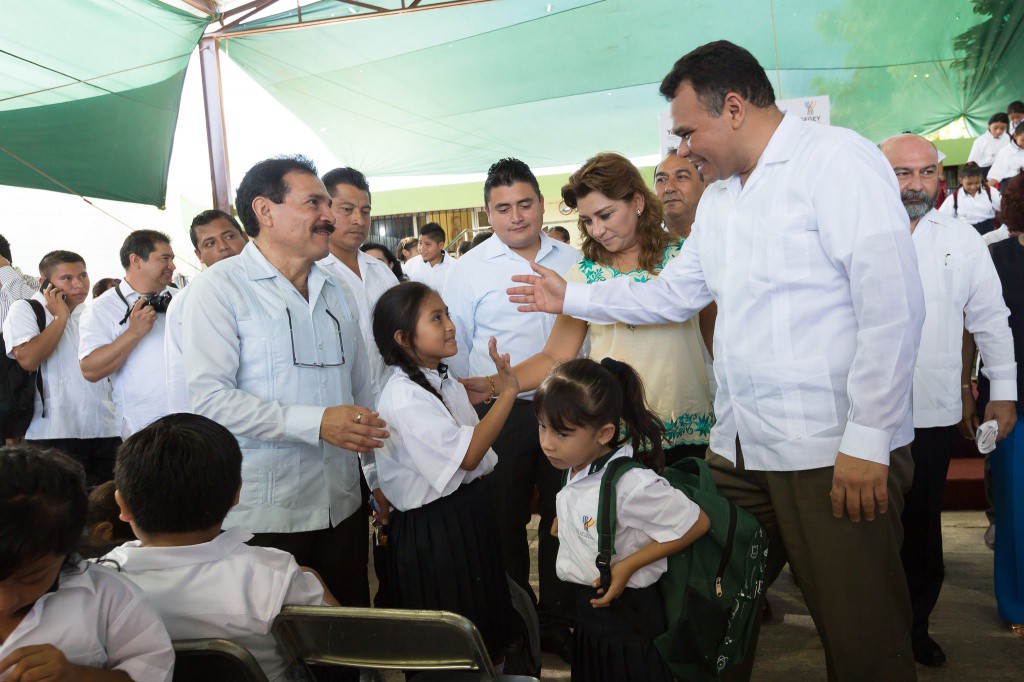 Inician las clases con “Bienestar Escolar” Inician las clases con “Bienestar Escolar”