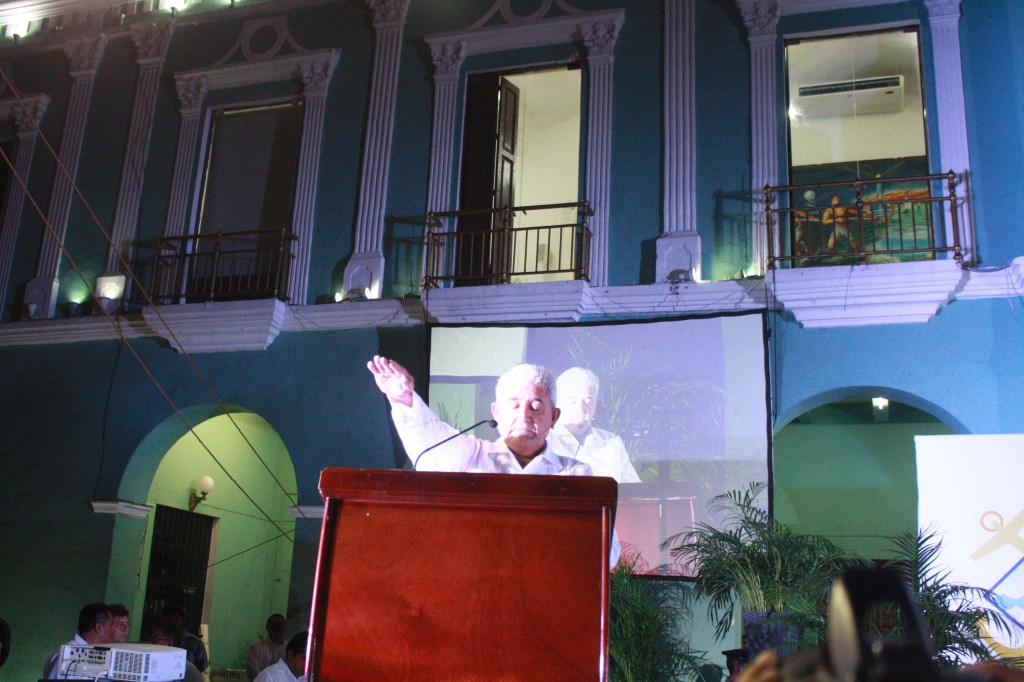 Rinde protesta el Alcalde de Progreso Rinde protesta el Alcalde de Progreso