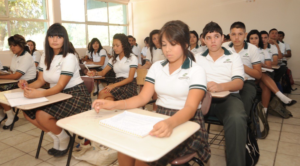 Ofrecen becas para Educación Media Superior Ofrecen becas para Educación Media Superior
