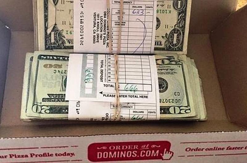 Un año de pizza gratis por honrado Un año de pizza gratis por honrado