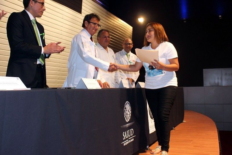 Reconocen a familias que dicen “sí” a la donación Reconocen a familias que dicen “sí” a la donación