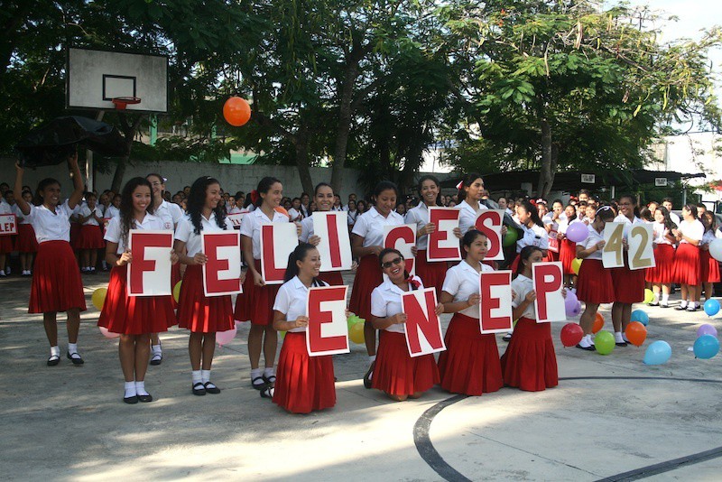 Celebran 42 años de la Normal Preescolar Celebran 42 años de la Normal Preescolar