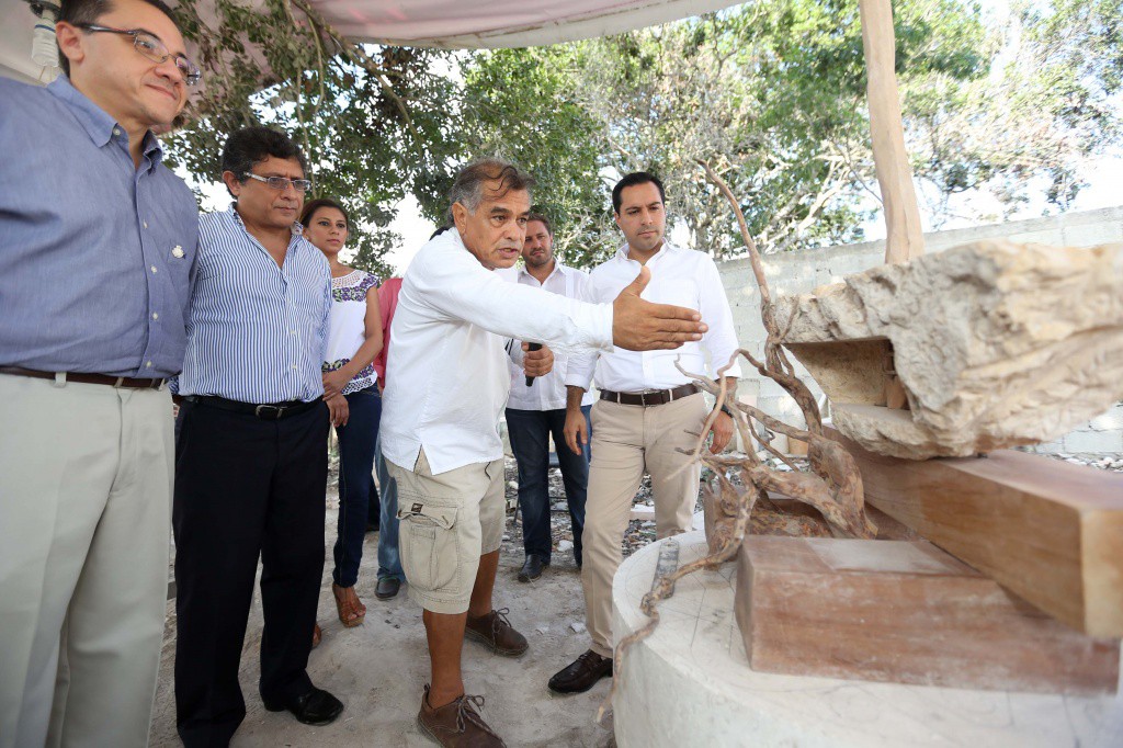 Escultores yucatecos demuestran su talento Escultores yucatecos demuestran su talento
