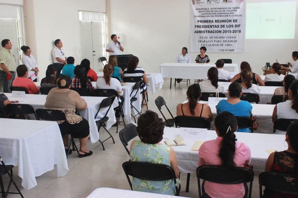 Presentan programas de salud a directoras de los DIF del oriente Presentan programas de salud a directoras de los DIF del oriente