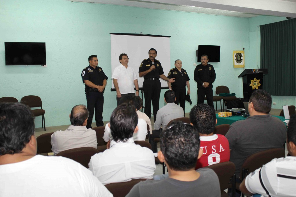 SSP capacita a personal de la SSY sobre manejo a la defensiva SSP capacita a personal de la SSY sobre manejo a la defensiva