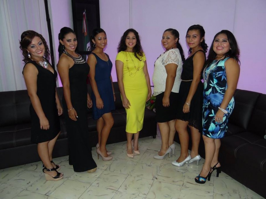 Presentan a candidatas para reina de la Feria de Tizimín 2016 Presentan a candidatas para reina de la Feria de Tizimín 2016