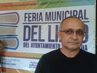 Ofertan 5 mil libros desde 20 pesos en feria municipal. Ofertan 5 mil libros desde 20 pesos en feria municipal.