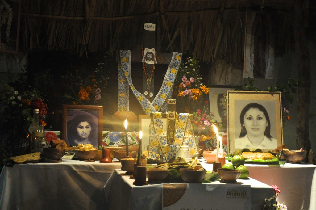 Exhortan a los yucatecos a conservar el “Hanal Pixán” Exhortan a los yucatecos a conservar el “Hanal Pixán”