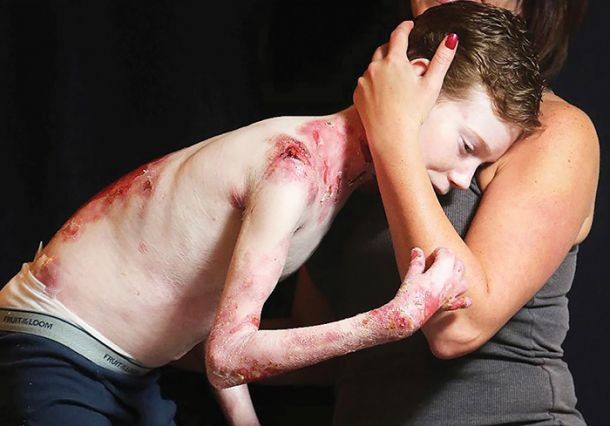 Recaudan fondos para un niño enfermo Recaudan fondos para un niño enfermo