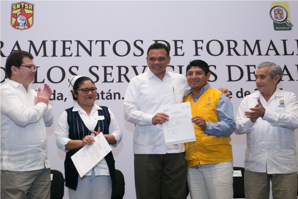 Entregan bases a trabajadores de Salud Entregan bases a trabajadores de Salud