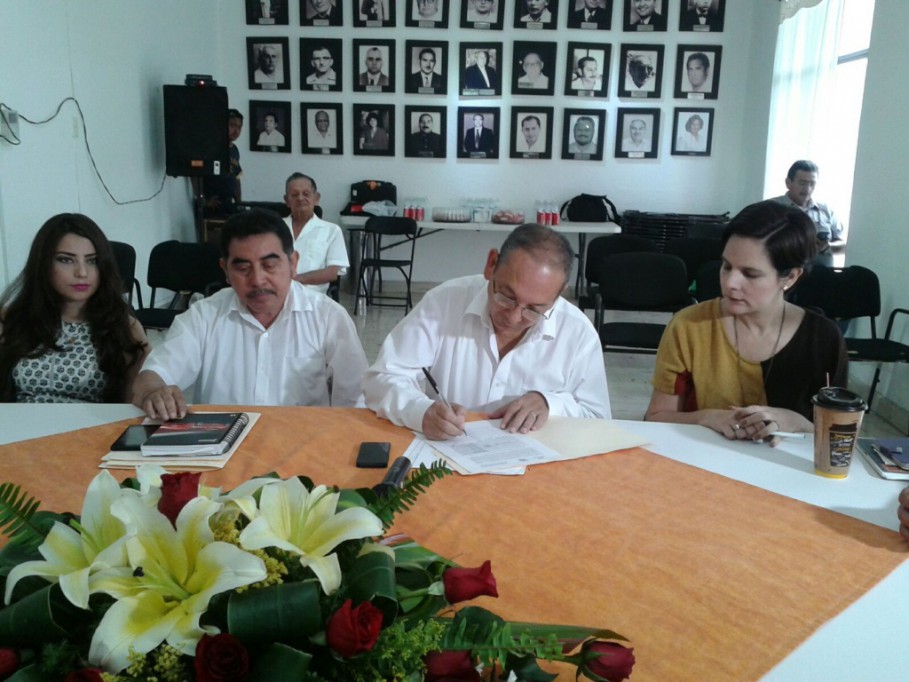 Instalan en Tizimín Consejo Educativo Municipal Instalan en Tizimín Consejo Educativo Municipal