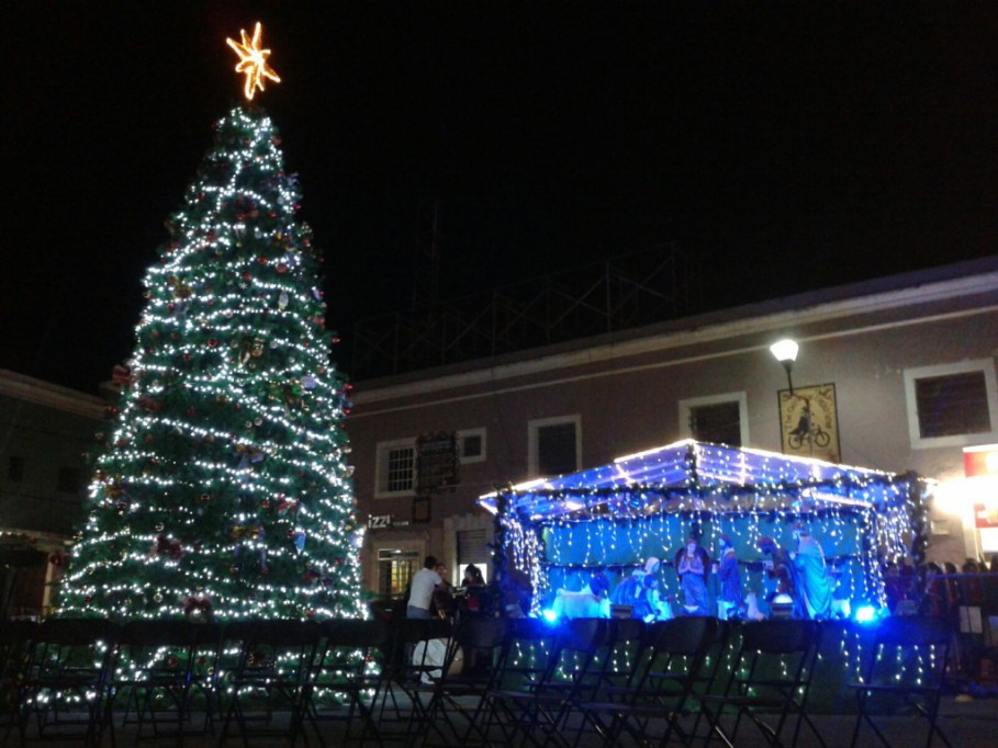 Visten de la Navidad el Centro Histórico de Tizimín Visten de la Navidad el Centro Histórico de Tizimín