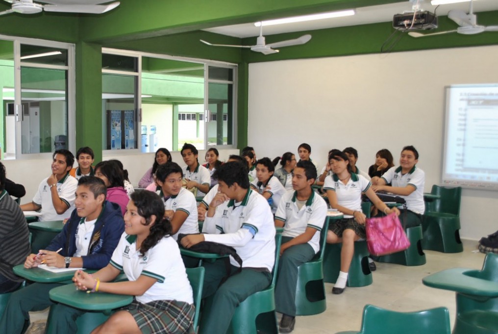 Disminuye deserción escolar en Conalep Disminuye deserción escolar en Conalep