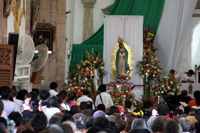 Celebran a la Guadalupana en su día Celebran a la Guadalupana en su día