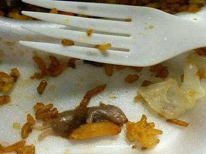 Restauranteros afirman que la comida oriental a intoxicado a varios comensales. Restauranteros afirman que la comida oriental a intoxicado a varios comensales.