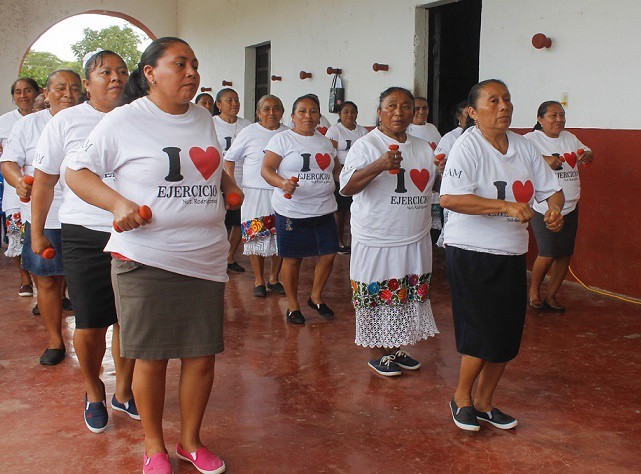 Grupo de Ayuda Mutua de Ebtún recibe acreditación de los SSY Grupo de Ayuda Mutua de Ebtún recibe acreditación de los SSY