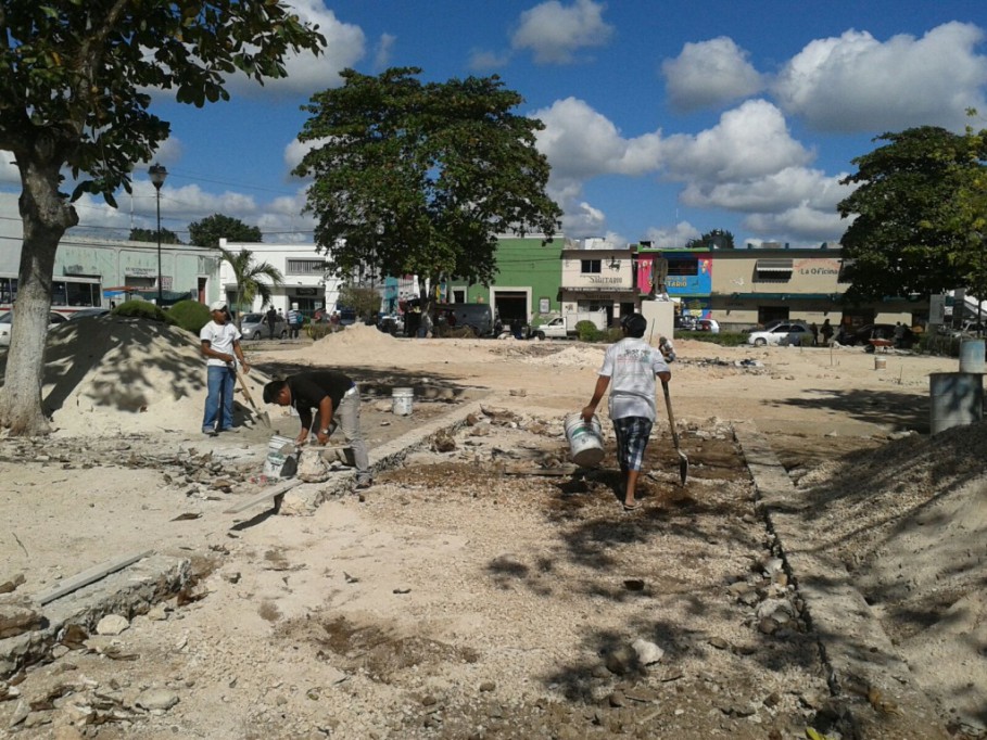 40% de avance lleva reconstrucción de parque de Tizimín 40% de avance lleva reconstrucción de parque de Tizimín