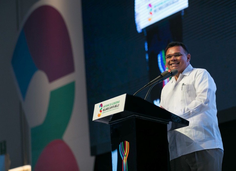 Tres años cumpliéndole a Yucatán Tres años cumpliéndole a Yucatán