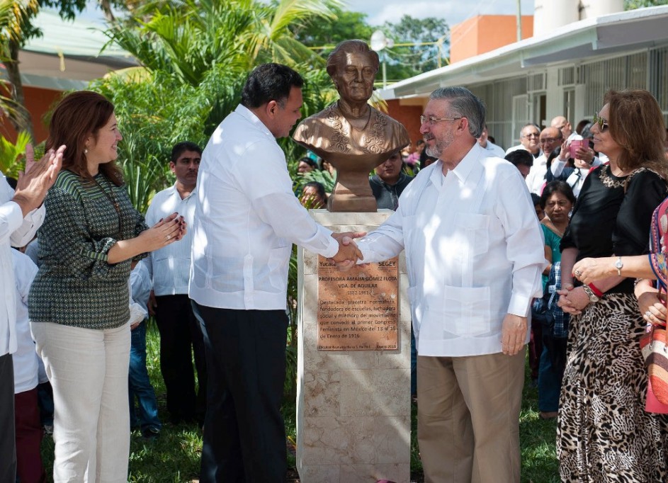Reconocen legado de Amalia Gómez Flota Reconocen legado de Amalia Gómez Flota