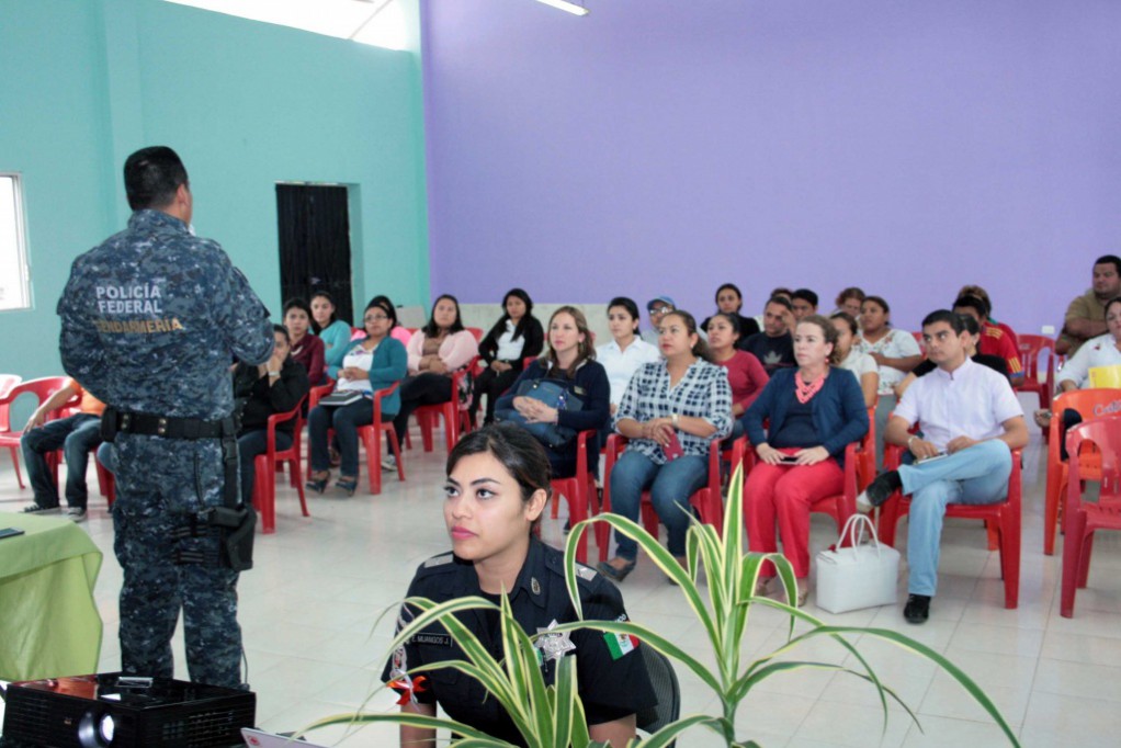 Gendarmería imparte curso en Valladolid Gendarmería imparte curso en Valladolid