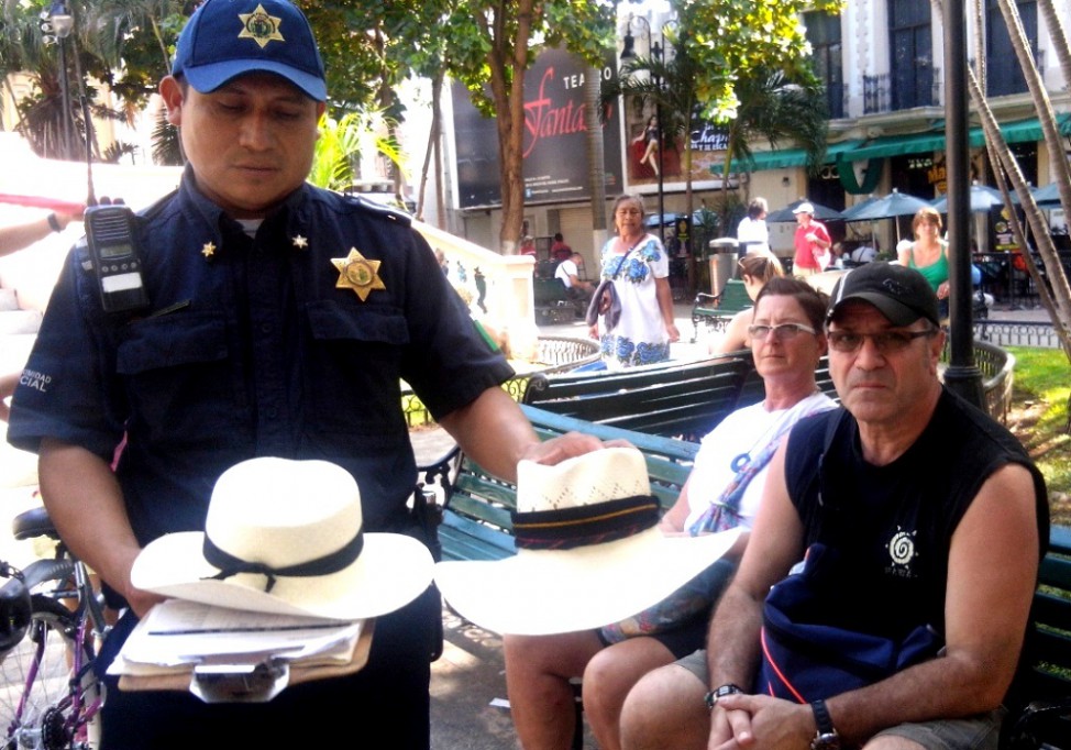 Apoyan a turistas defraudados Apoyan a turistas defraudados